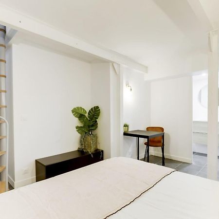 פריז Nice Apartment Renovated And Bright Street Side מראה חיצוני תמונה